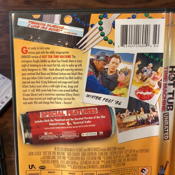 3 DVD movies - The Hangover (blu-ray), Pineapple Express, Hot Tub Time Machine - Picture 13 of 16